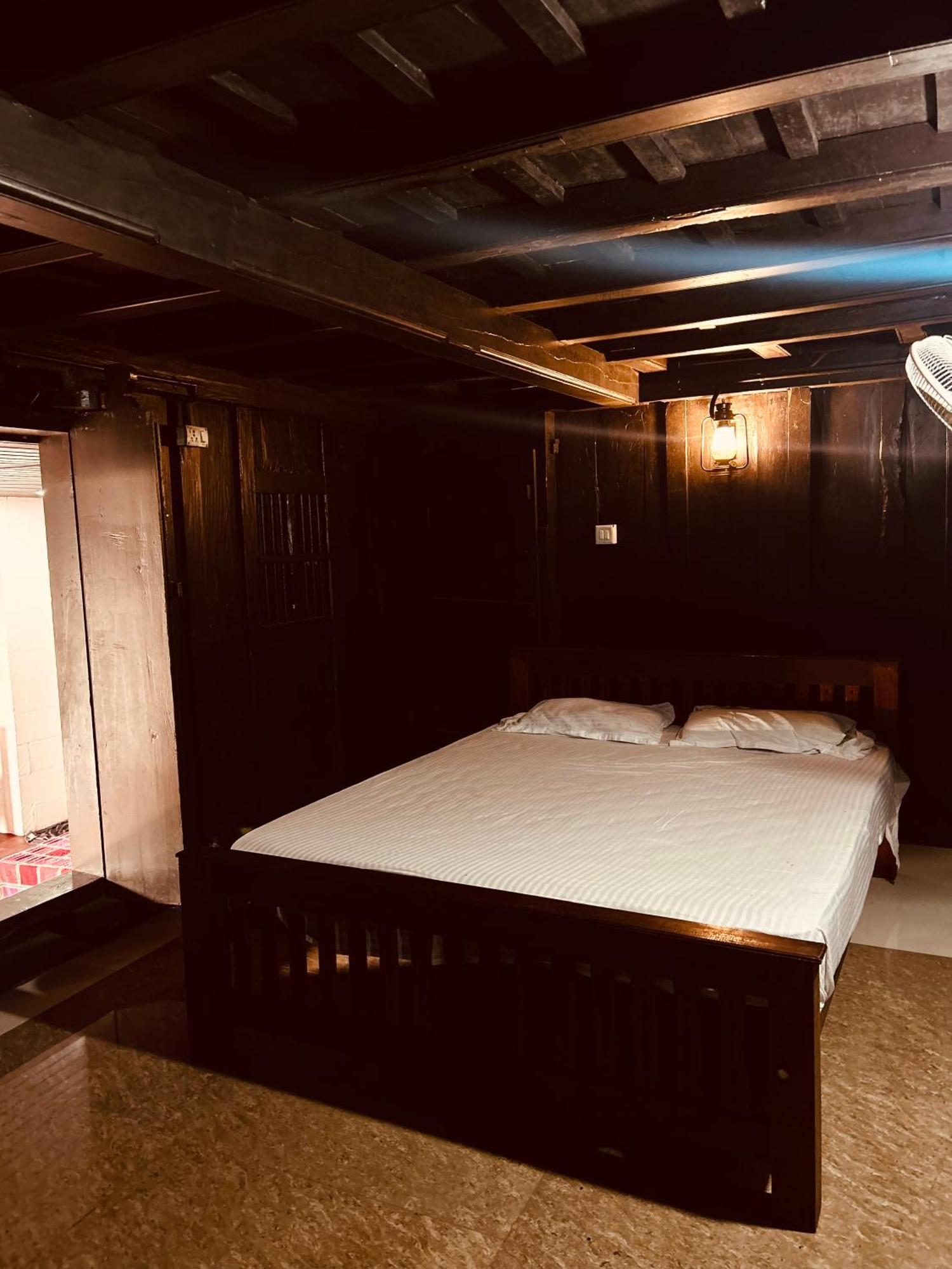Silent House Villa Kudayattur Ngoại thất bức ảnh
